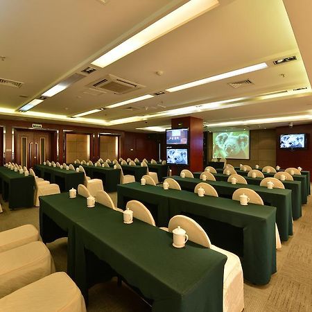 Lutianhua Hotel Чънду Екстериор снимка