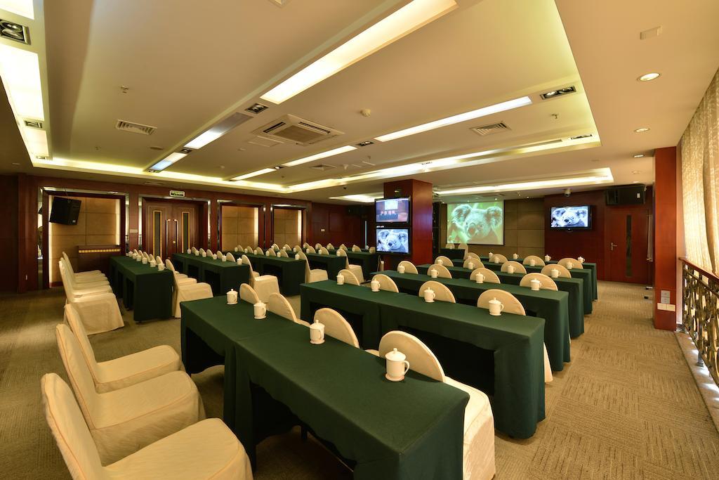 Lutianhua Hotel Чънду Екстериор снимка