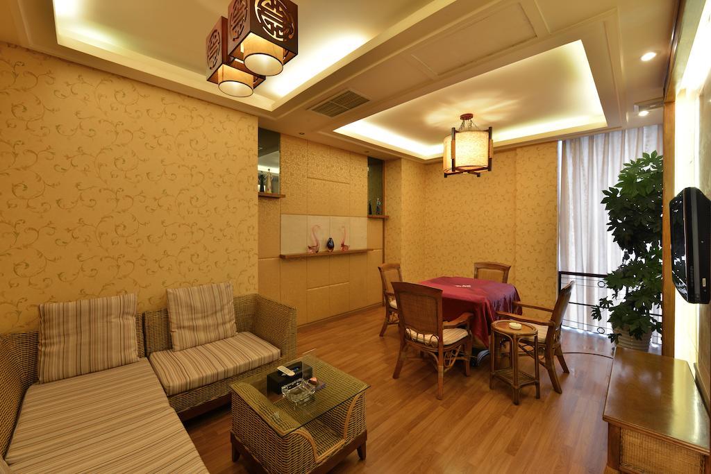 Lutianhua Hotel Чънду Екстериор снимка